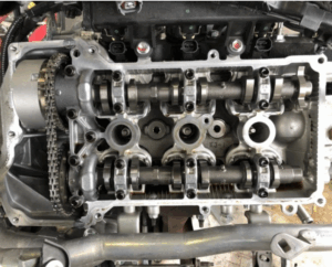 R06エンジンヘッド